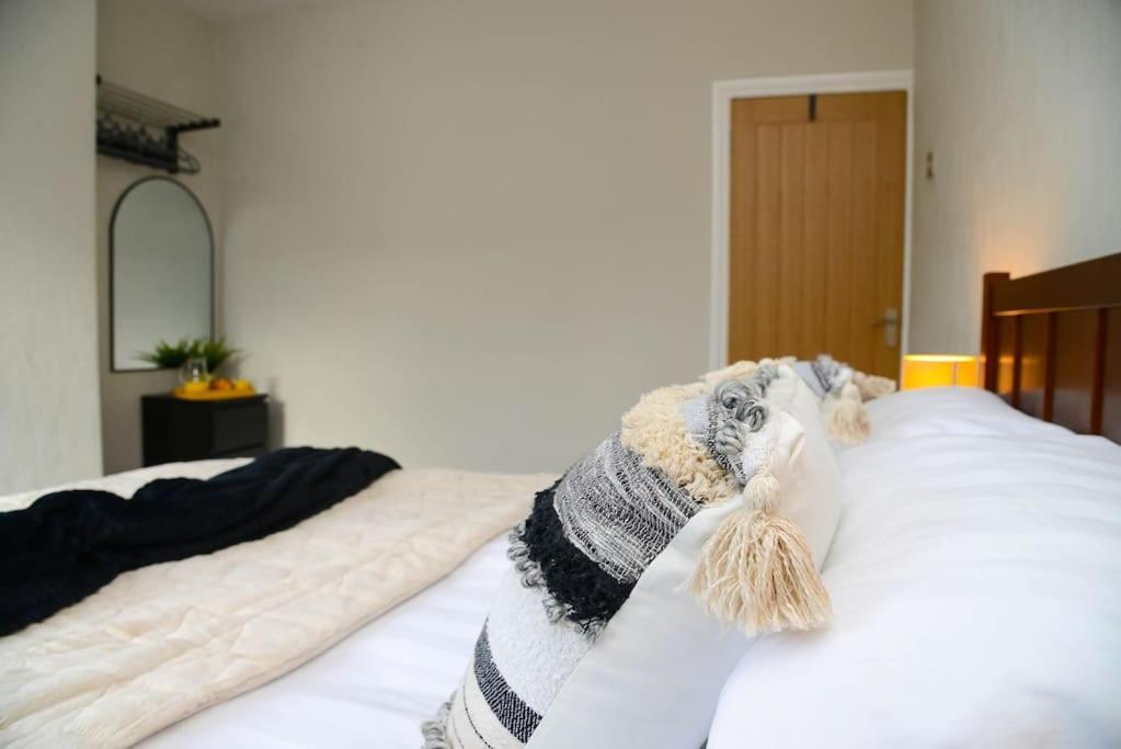 Ferienwohnung Delightful 2 Bed Town Centre House, Sleeps 4 Barnsley Exterior foto